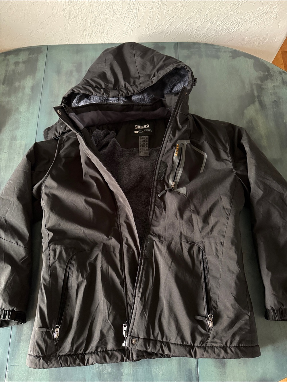 Men’s Black Hooded Waterproof Snowboarding Jacket Fleece Lined